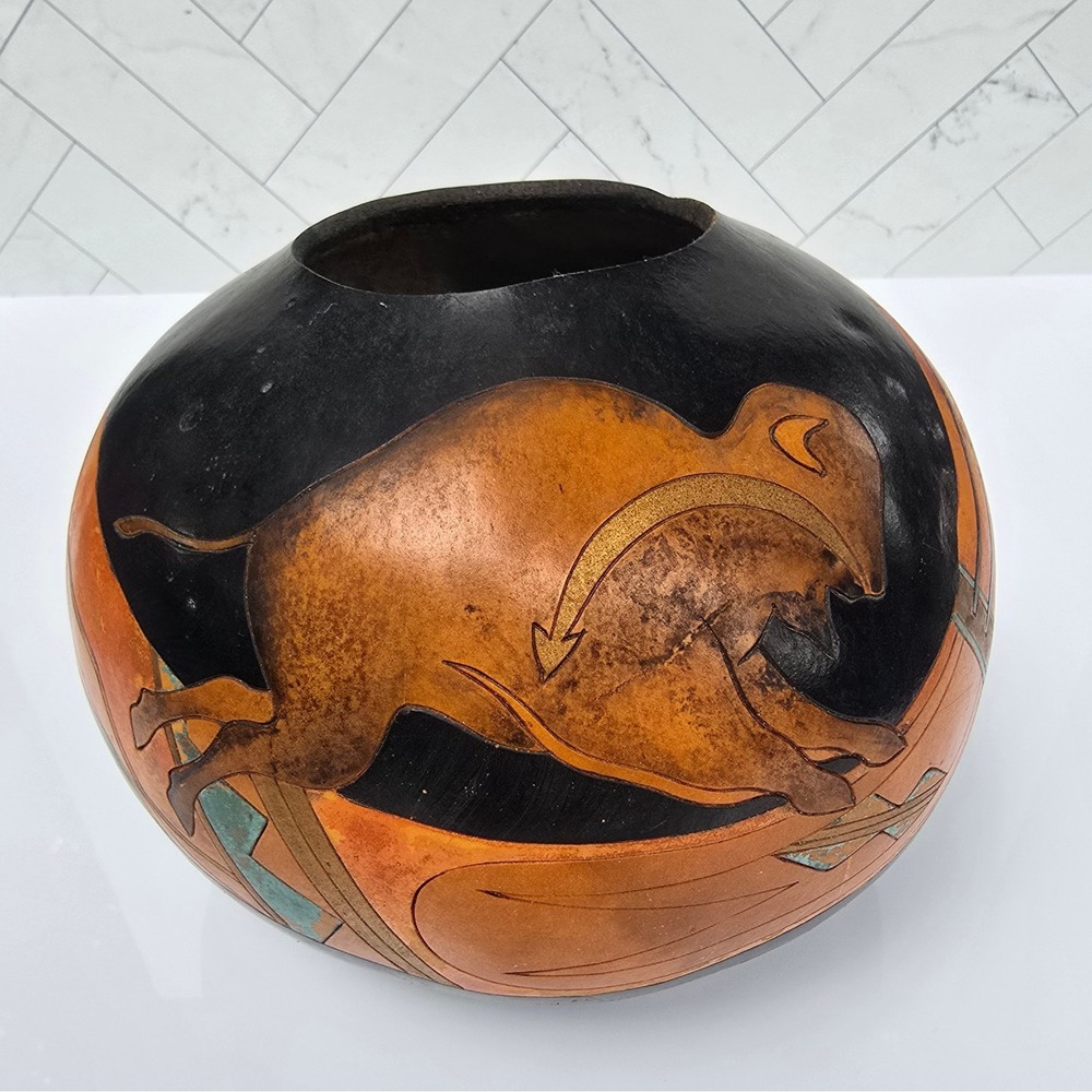 Large Signed Ridge Hand Carved Buffalo Art Gourd Vase Southwestern Pyrography